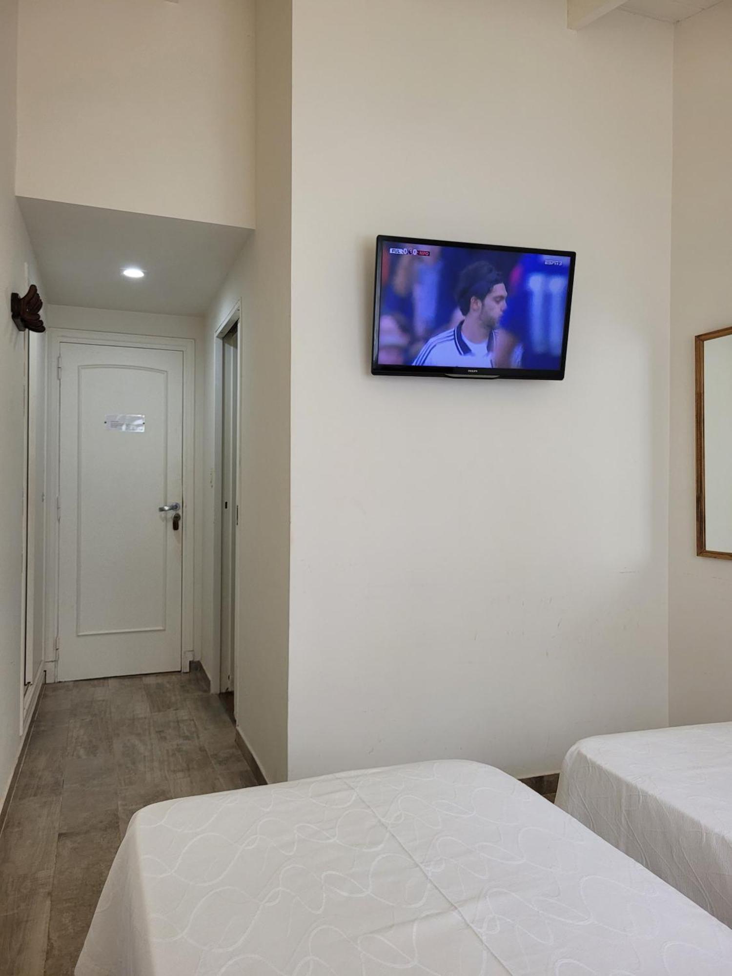 108 Y El Mar - Hotel Tejas Rojas Villa Gesell Zimmer foto