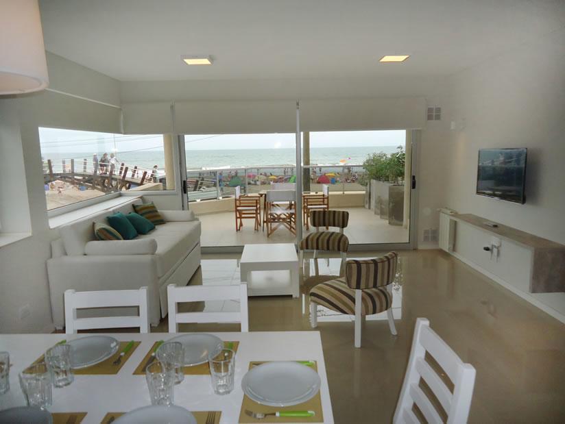 108 Y El Mar - Hotel Tejas Rojas Villa Gesell Exterior foto