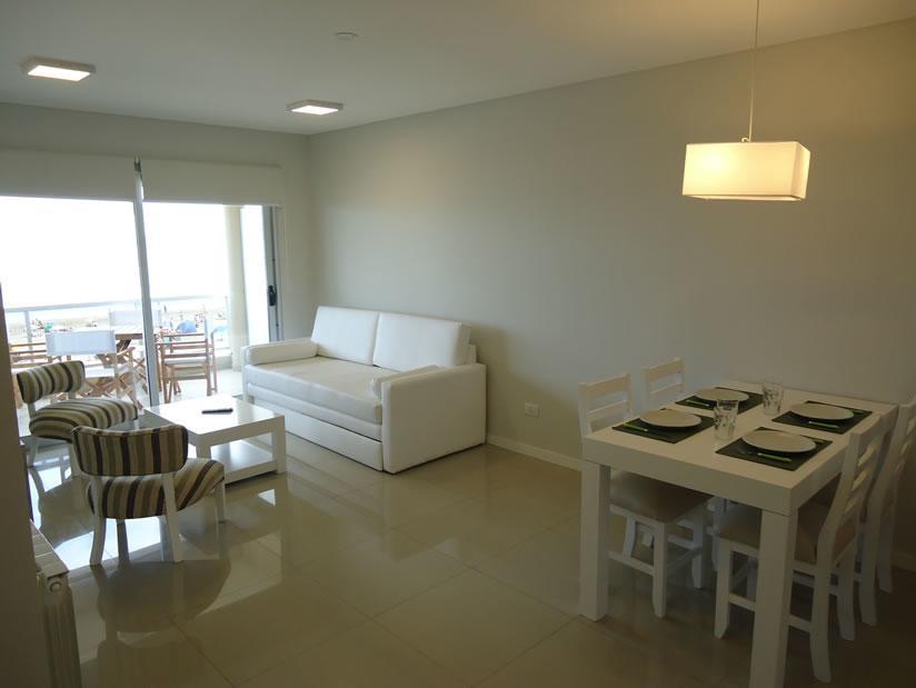 108 Y El Mar - Hotel Tejas Rojas Villa Gesell Exterior foto